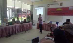 Hamid Mukhlis Berikan Pelatihan Tata Kelola OJS di UTB Lampung